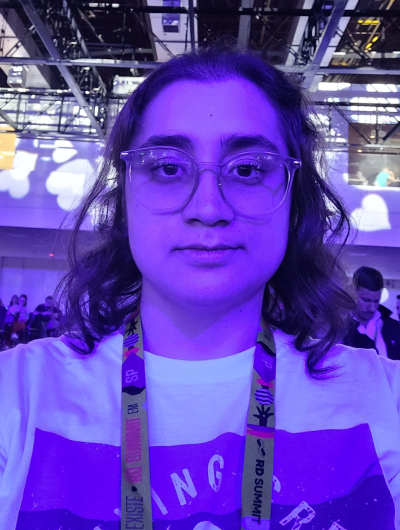 Foto minha no RD Summit 2023